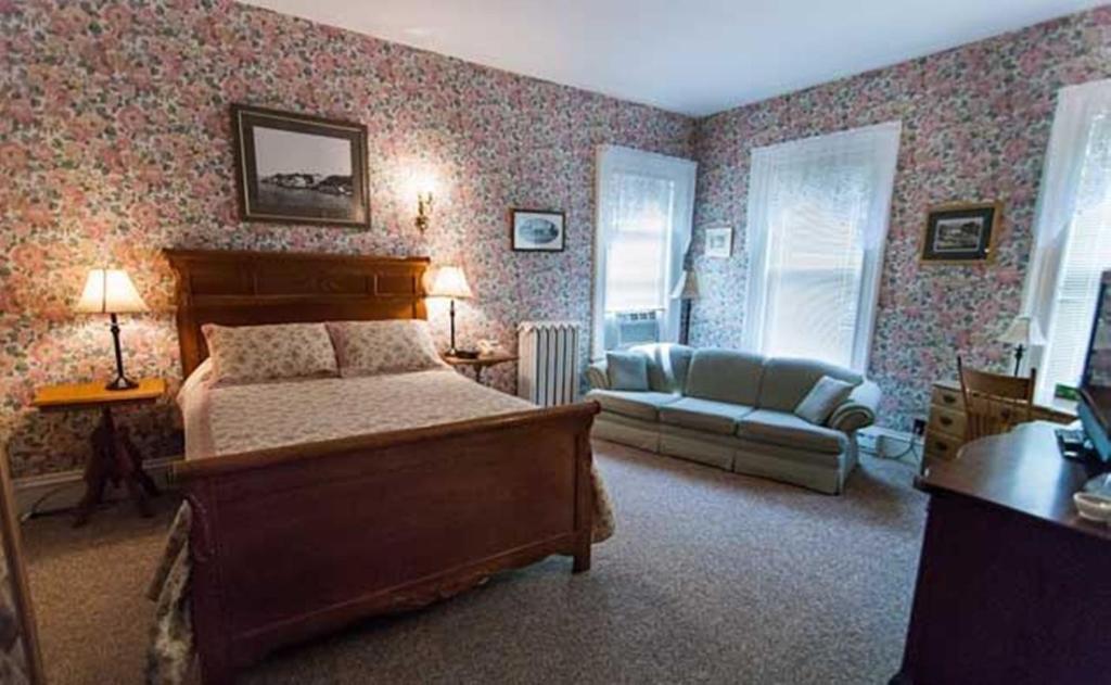 Carriage House Inn Fredericton Habitación foto